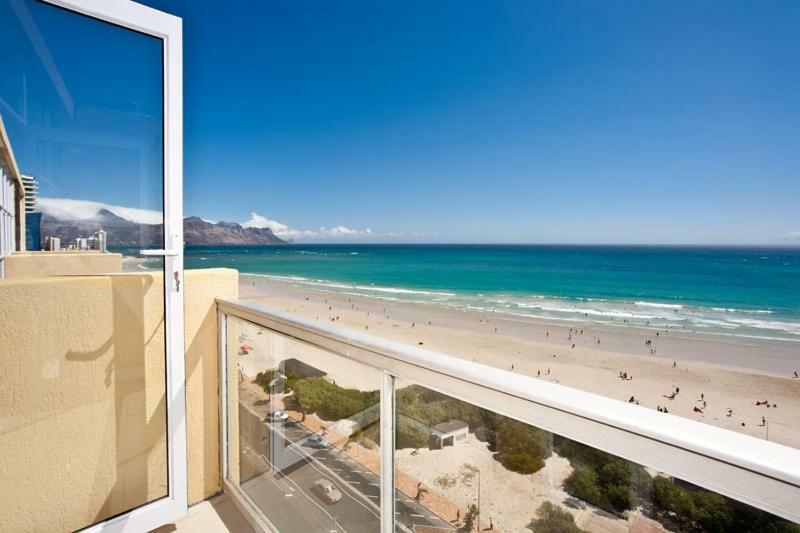 كيب تاون Beachfront Apartment Strand Western Cape المظهر الخارجي الصورة